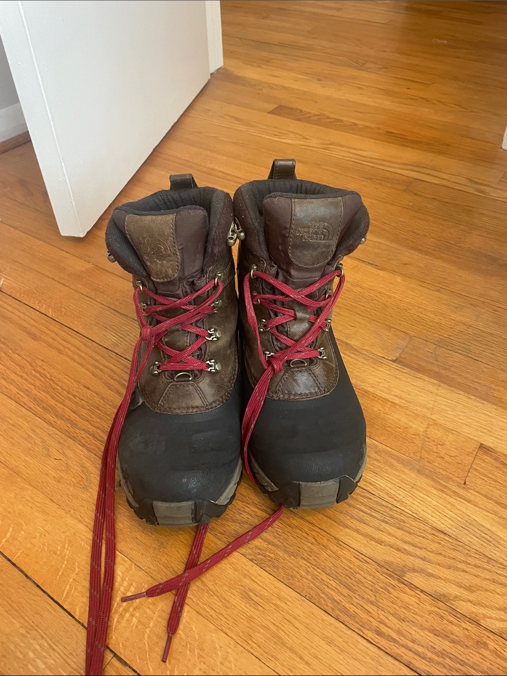 The North Face Brown & Black Hiking Boots with Maroon Laces (damaged)